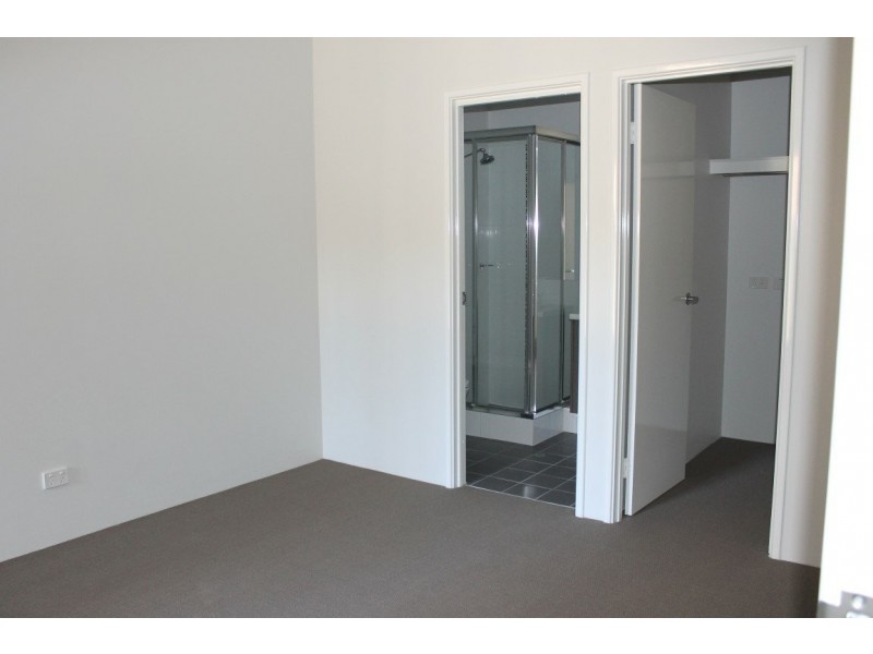 Unit 1/41 Bellarazio Promenade, Aveley WA 6069