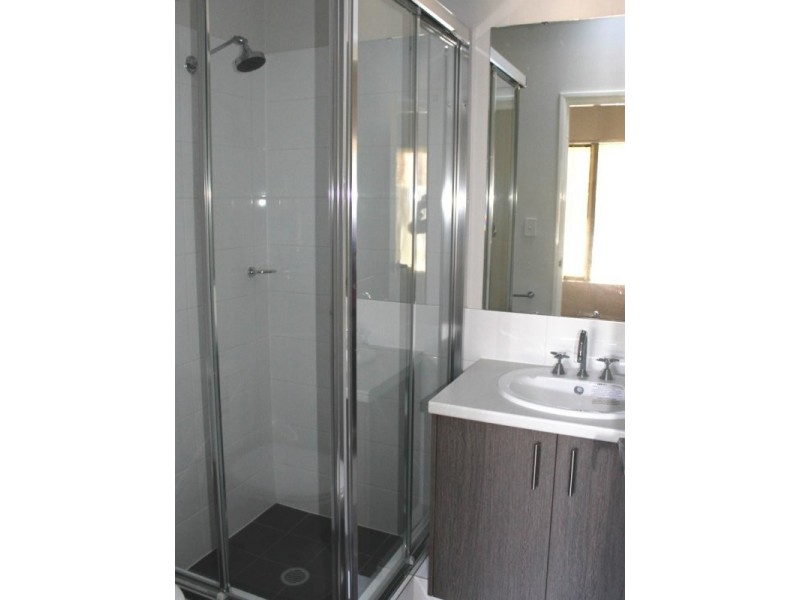 Unit 1/41 Bellarazio Promenade, Aveley WA 6069