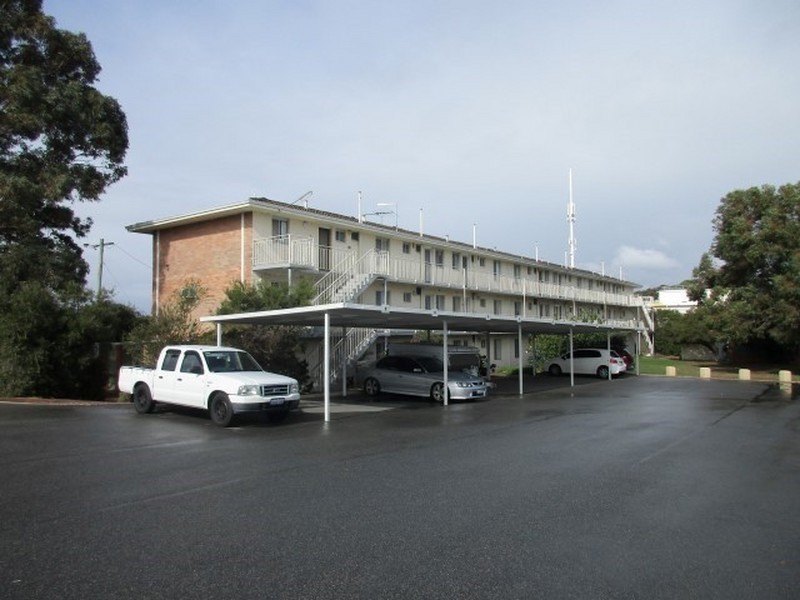 Unit 15/3 Burgundy Crescent, Spearwood WA 6163