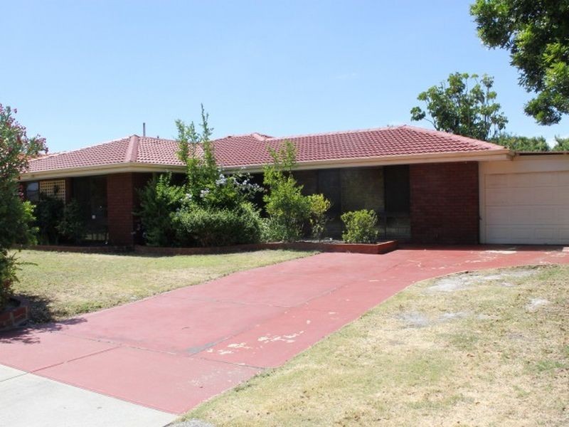 42 Panamuna Drive, Willetton WA 6155