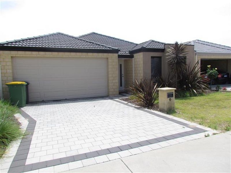 11 Bunratty Link, Canning Vale WA 6155