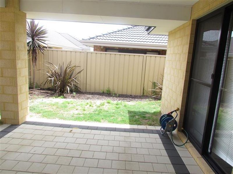 11 Bunratty Link, Canning Vale WA 6155