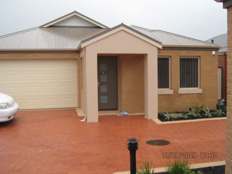 6/54 Sixth Road, Armadale WA 6112