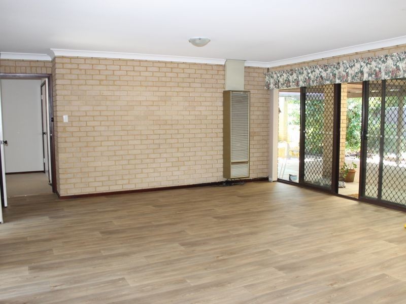 6 Nigel Court, Leeming WA 6149