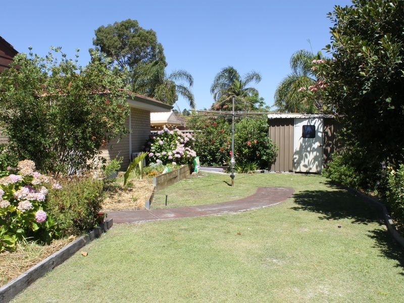 6 Nigel Court, Leeming WA 6149