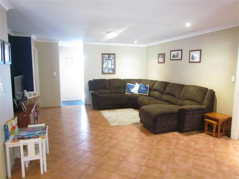 13 Hambly Crescent, Canning Vale WA 6155