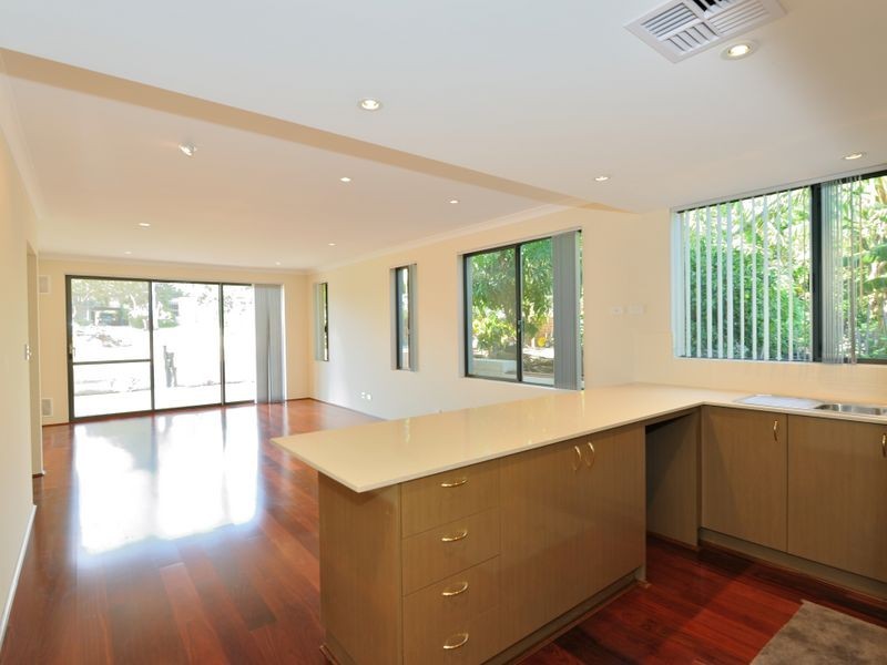 5a Long Street, Beaconsfield WA 6162