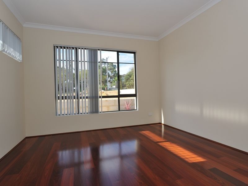 5a Long Street, Beaconsfield WA 6162