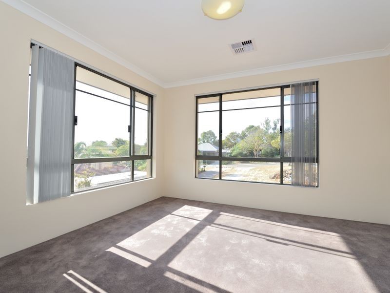 5a Long Street, Beaconsfield WA 6162