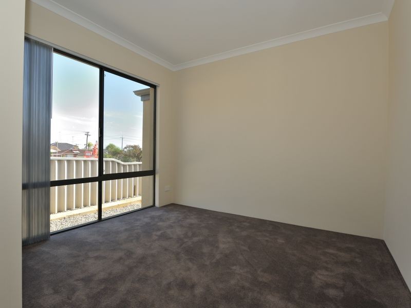 5a Long Street, Beaconsfield WA 6162