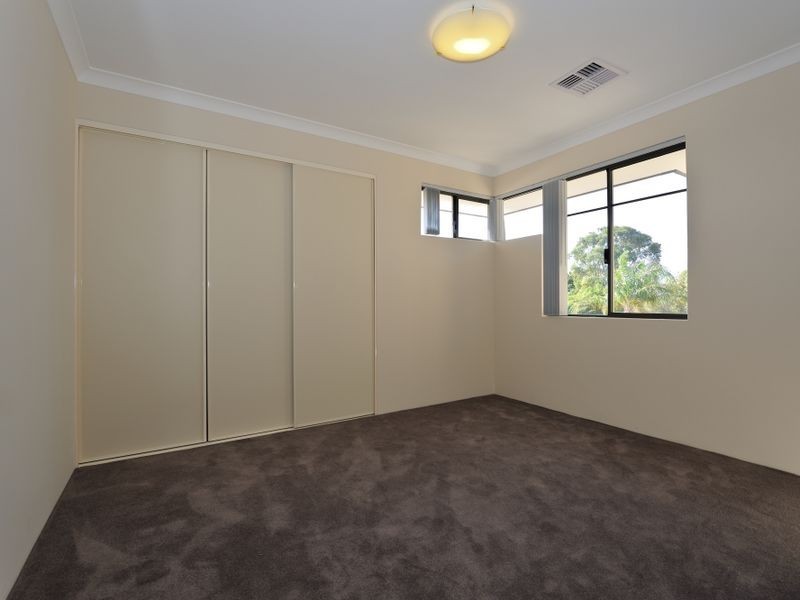 5a Long Street, Beaconsfield WA 6162