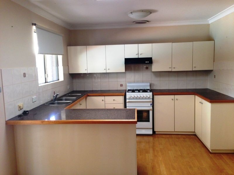 8 Tremandra Way, Parkwood WA 6147