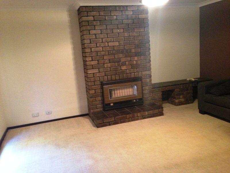 8 Tremandra Way, Parkwood WA 6147