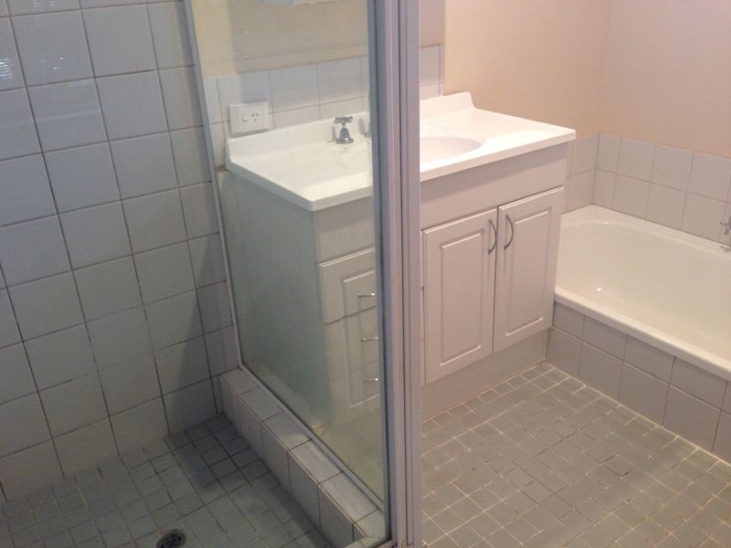 8 Tremandra Way, Parkwood WA 6147