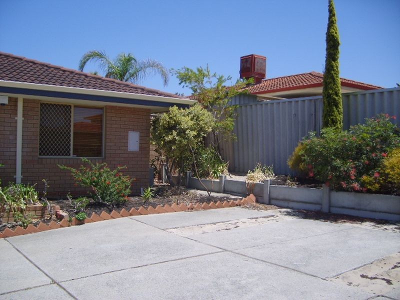 7/8 Neon Close, Parkwood WA 6147