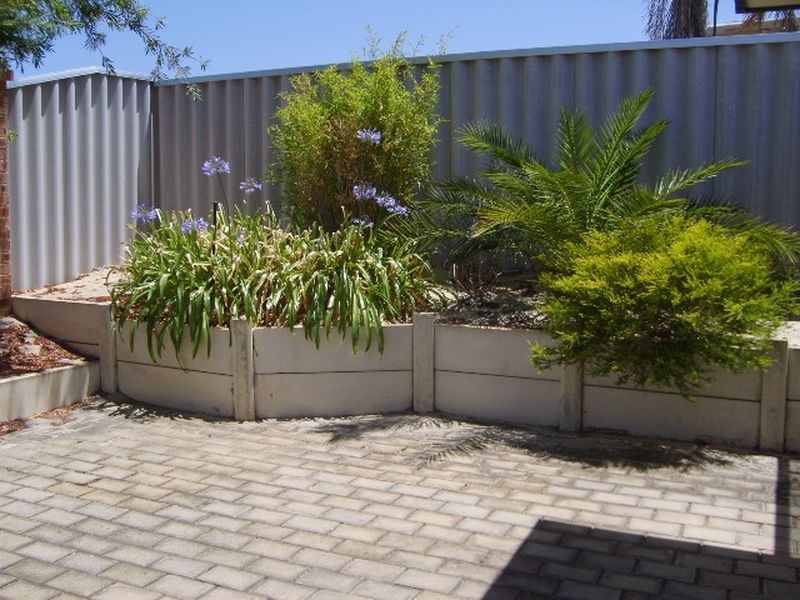 7/8 Neon Close, Parkwood WA 6147