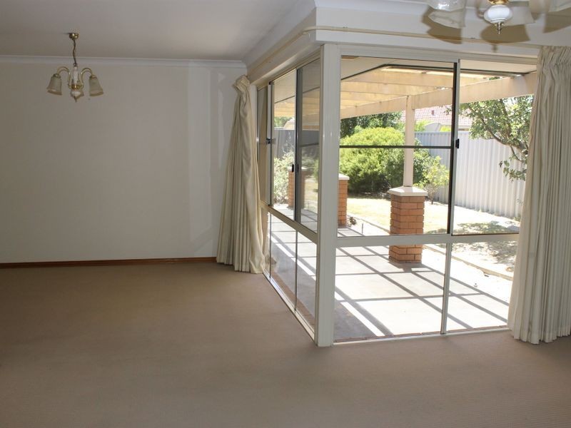 49 Hatherley Parade, Winthrop WA 6150