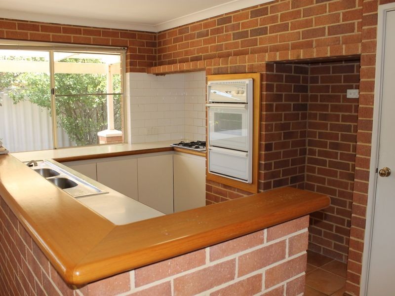 49 Hatherley Parade, Winthrop WA 6150