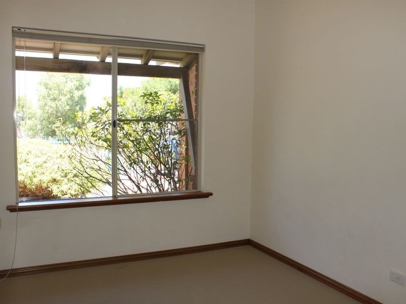 49 Hatherley Parade, Winthrop WA 6150