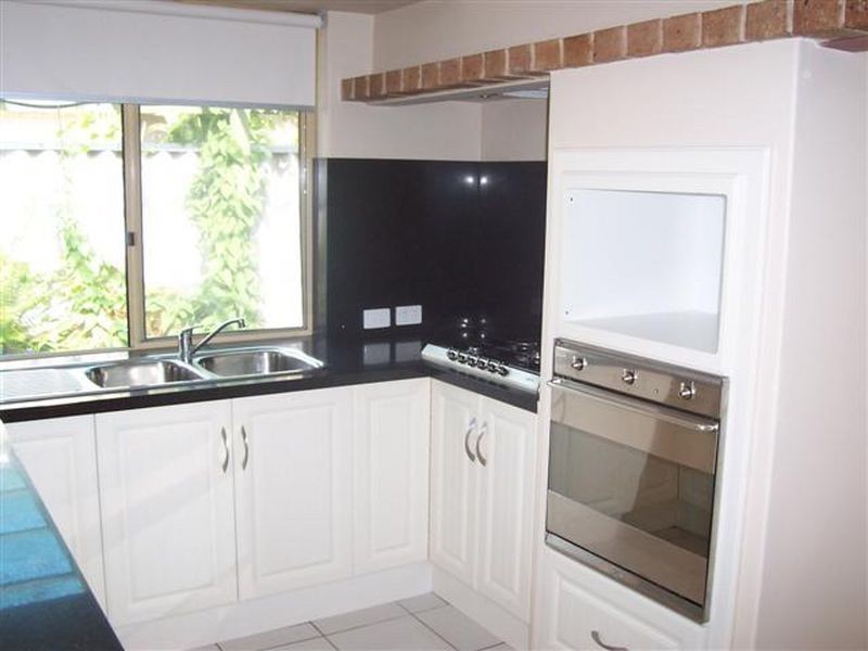 5 Wilson Lane, Bateman WA 6150