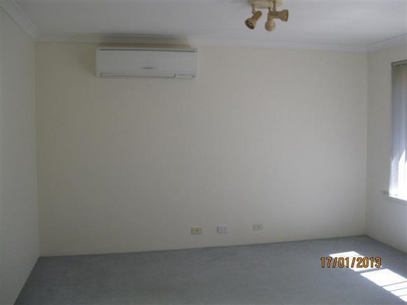 10 Leatherwood Rise, South Lake WA 6164