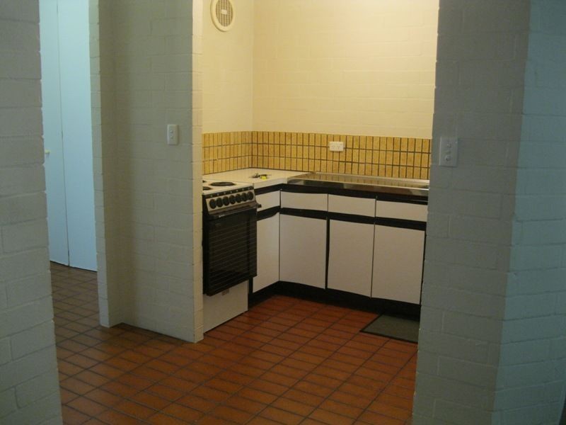 2/1 Brookside Avenue, South Perth WA 6151