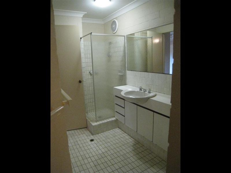 2/1 Brookside Avenue, South Perth WA 6151