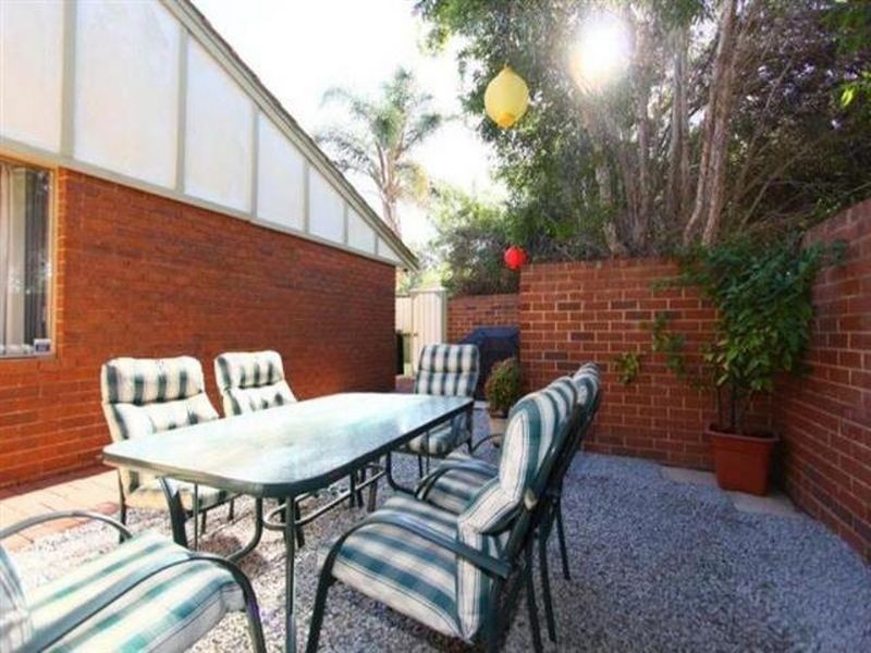 11/5 Dewey Street, Shelley WA 6148