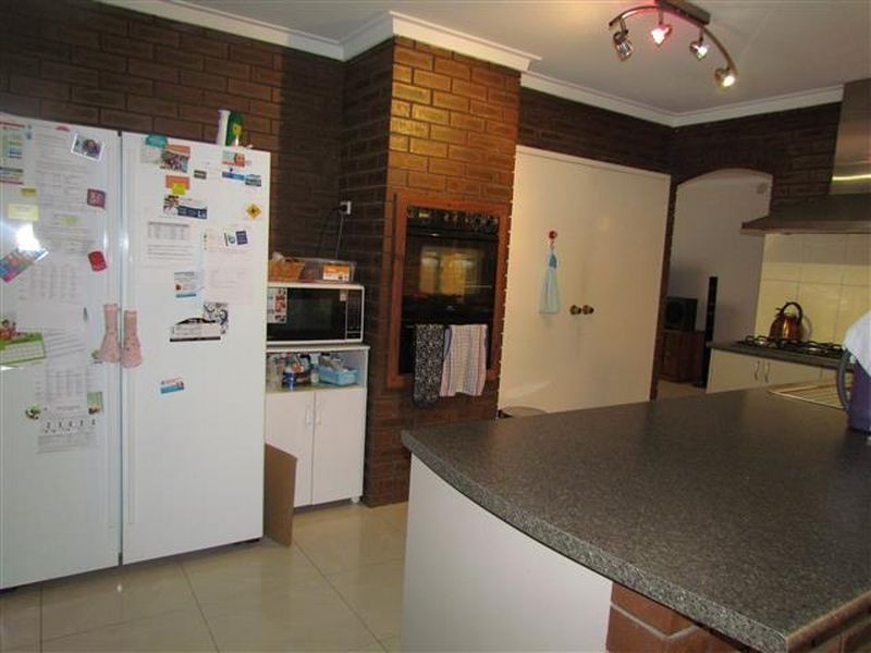 23 Portcullis Drive, Willetton WA 6155