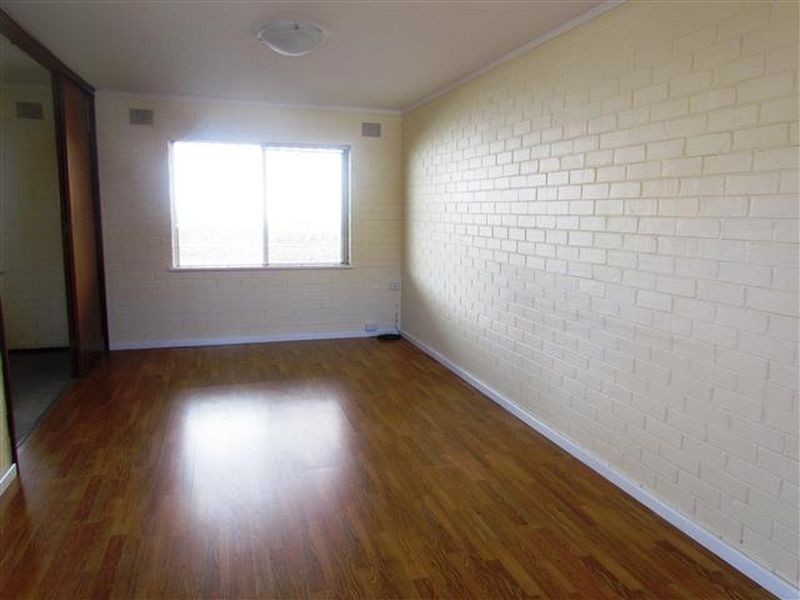 11/318 Canning Highway, Bicton WA 6157