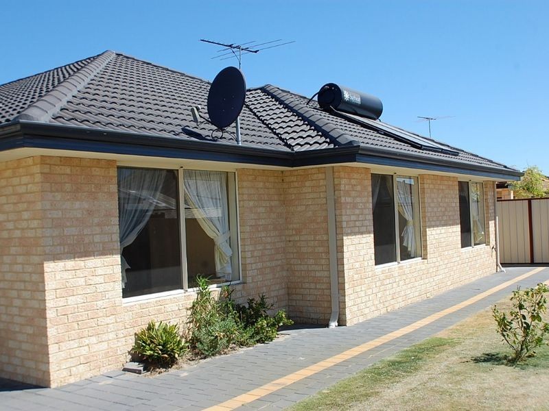 5 Becher Avenue, Canning Vale WA 6155