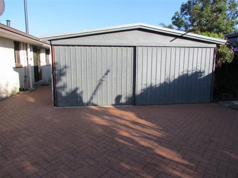 5 Merley Way, Parkwood WA 6147