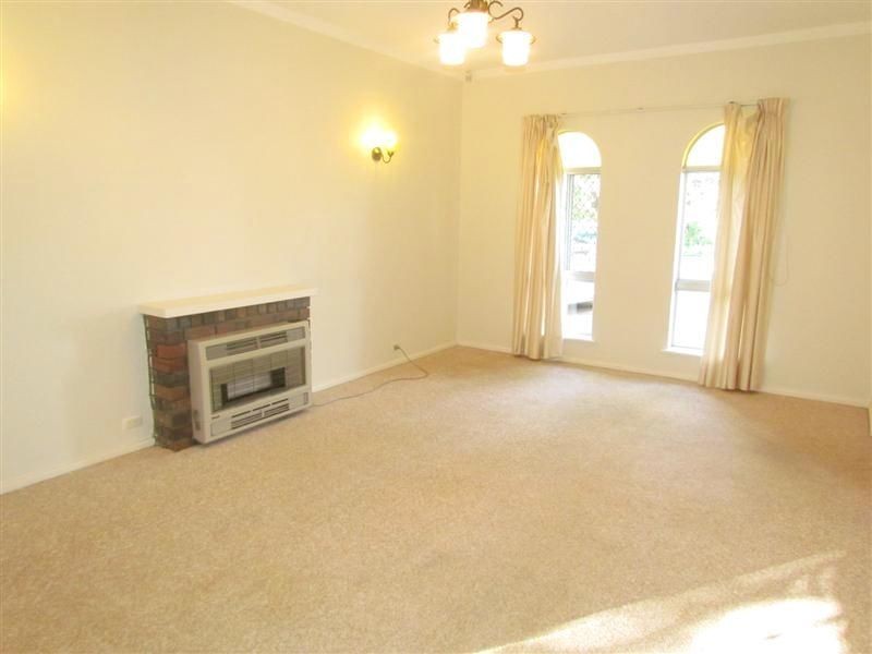 5 Vigors Avenue, Bull Creek WA 6149