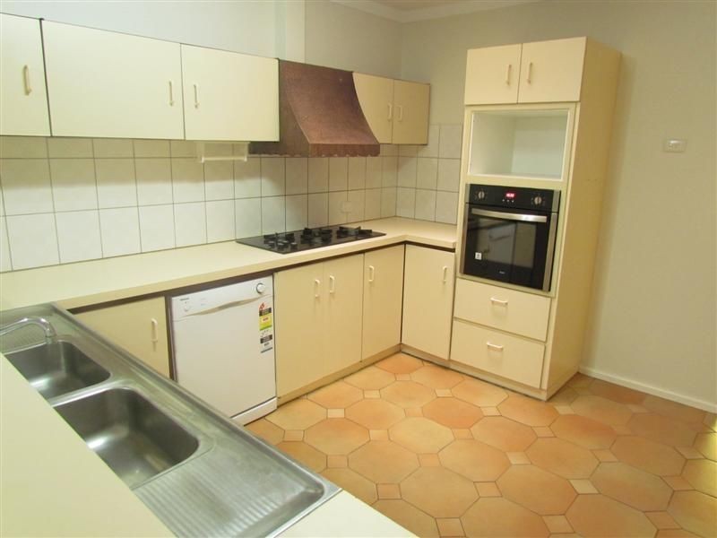 5 Vigors Avenue, Bull Creek WA 6149