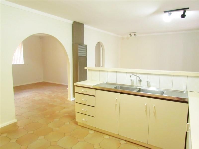 5 Vigors Avenue, Bull Creek WA 6149