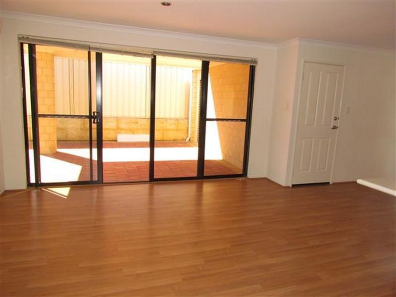 6 Viking Way, Darch WA 6065