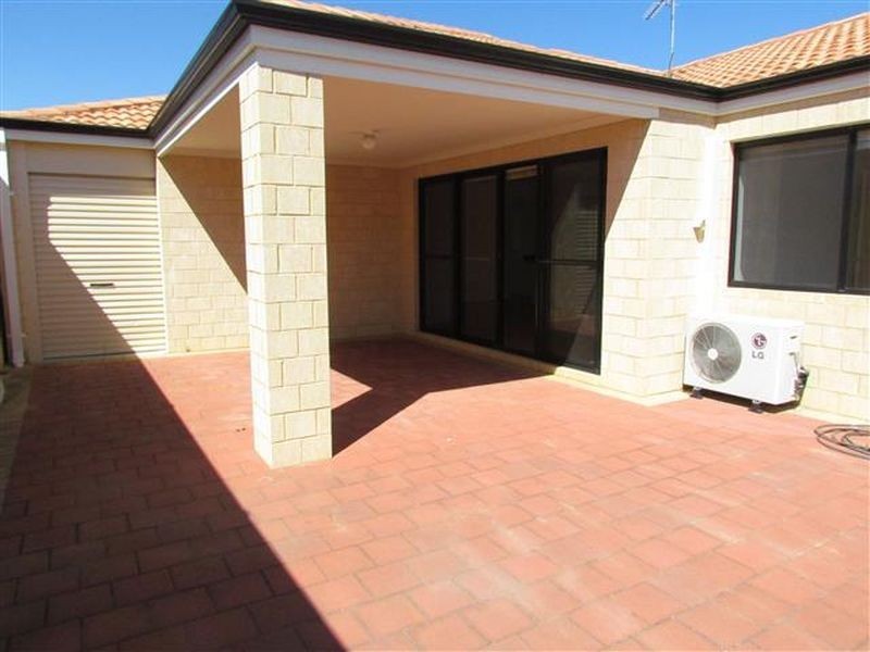 6 Viking Way, Darch WA 6065