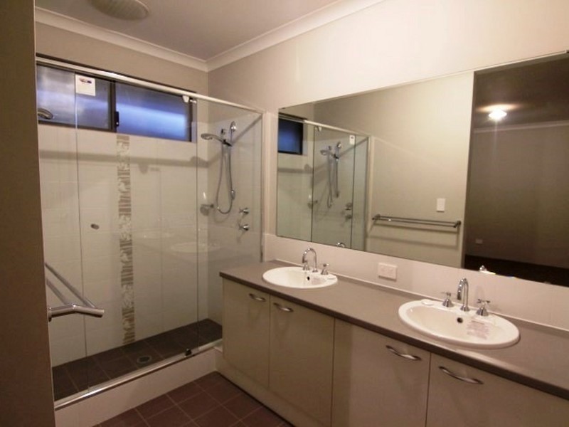 13 Linaker Street, Baldivis WA 6171