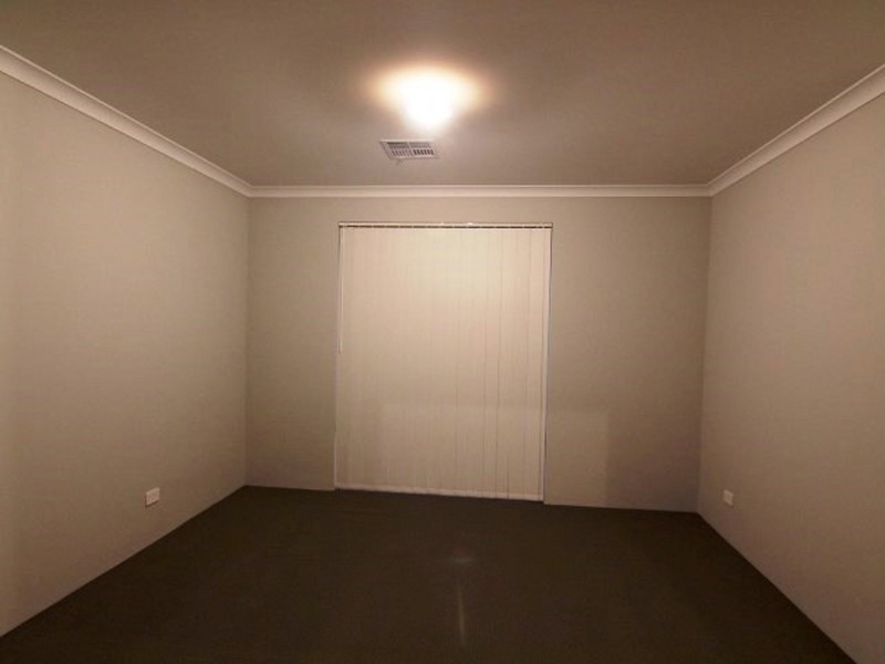 13 Linaker Street, Baldivis WA 6171
