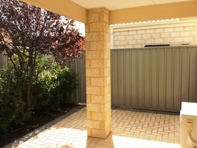 Villa 12/36 Fifth Road, Armadale WA 6112