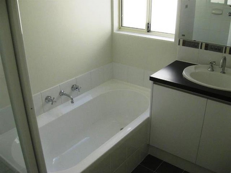 Villa 12/36 Fifth Road, Armadale WA 6112