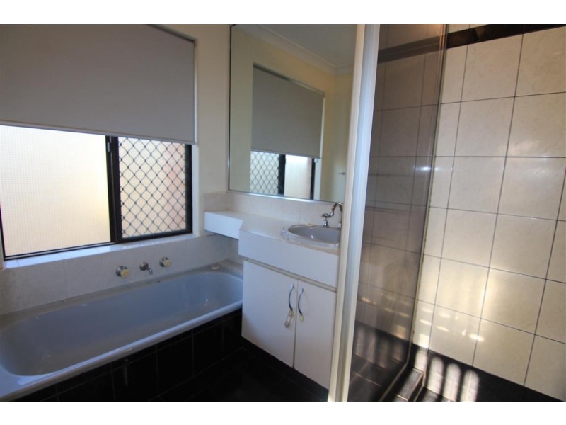 4 Woodbridge Mews, Beldon WA 6027