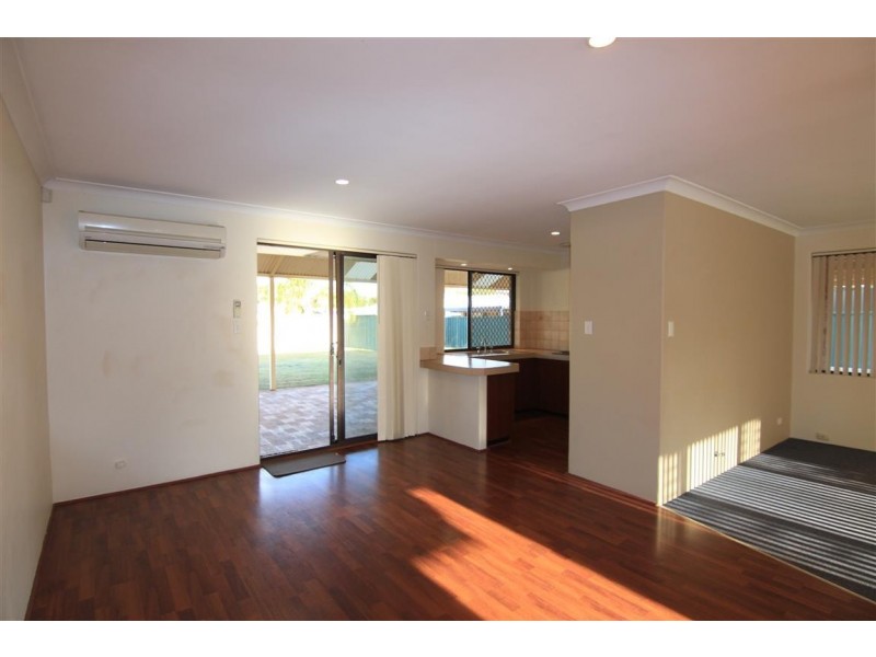 4 Woodbridge Mews, Beldon WA 6027