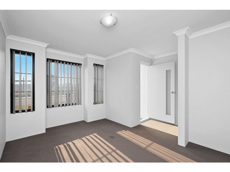 28 Fairlie Road, Canning Vale WA 6155