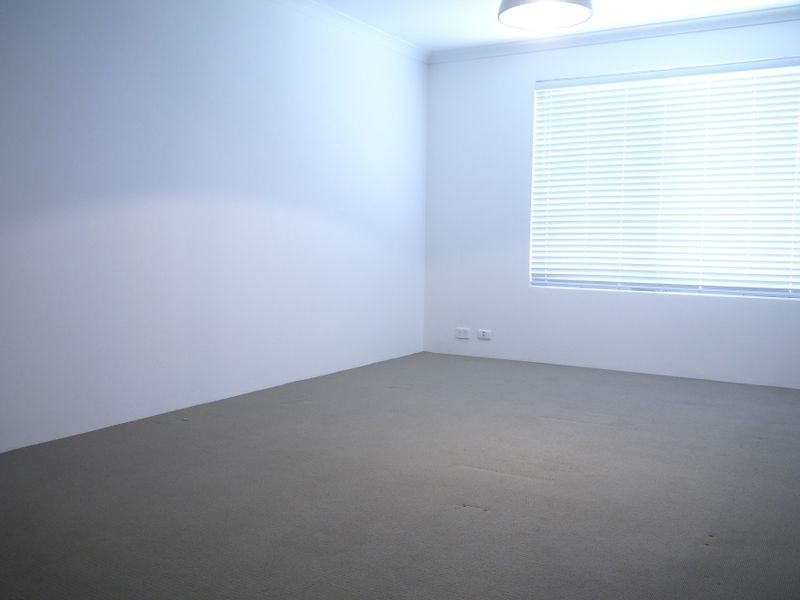 4 Raven Way, Harrisdale WA 6112