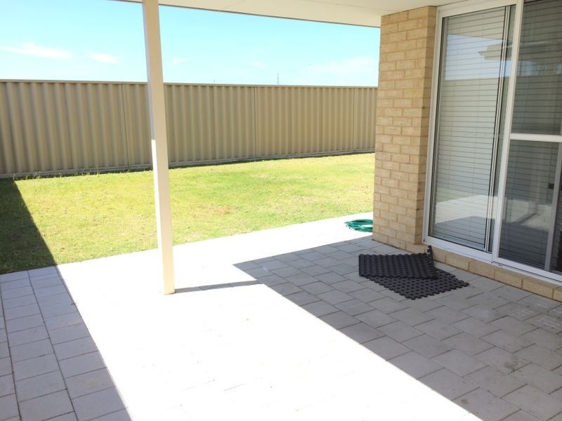 4 Raven Way, Harrisdale WA 6112