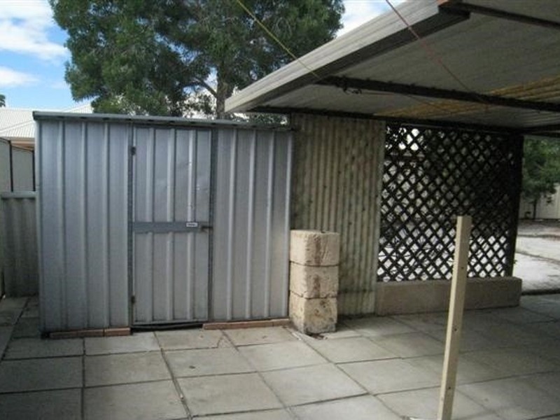 69 Collins Road, Willetton WA 6155