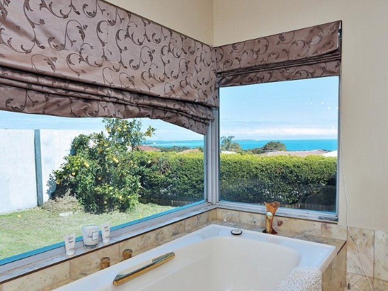 8 Anitra Court, Coogee WA 6166