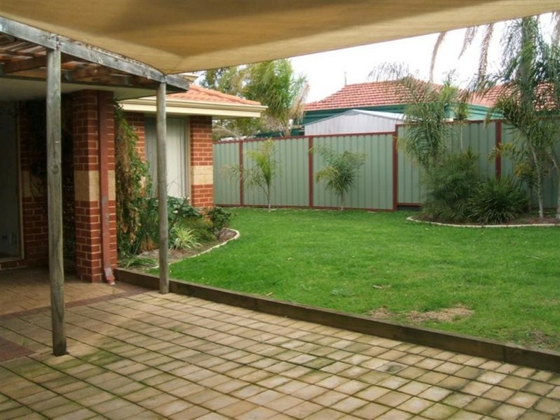 2 Witton Court, Willetton WA 6155