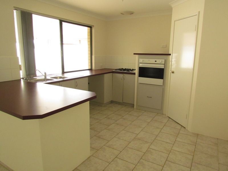 14 Calophylla Way, High Wycombe WA 6057